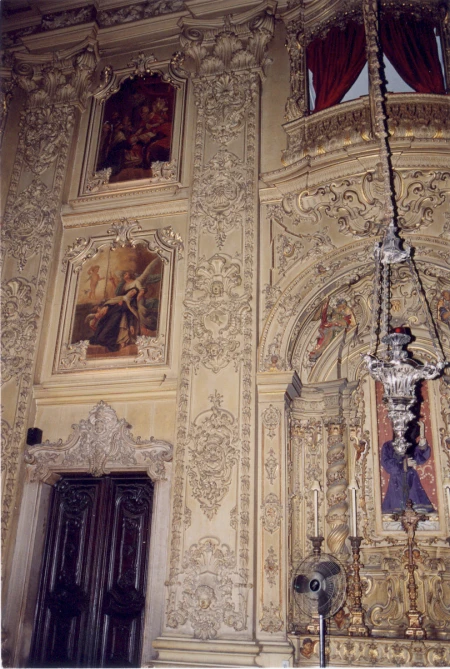 Pilastras da nave (12)