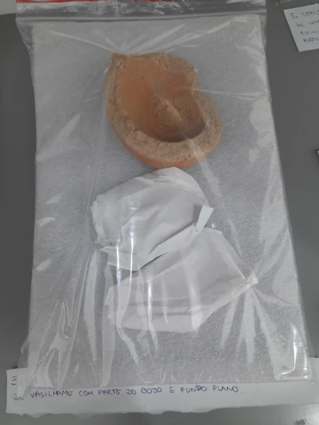 Fragmentos de Cerâmica Colonial