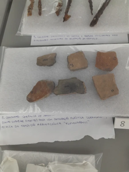 Cerâmica Indígena (fragmentos)