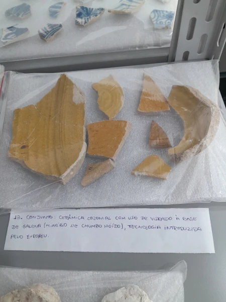 Cerâmica Colonial (fragmentos)