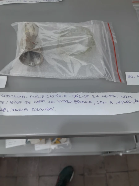 Cálice e Fragmento de Copo