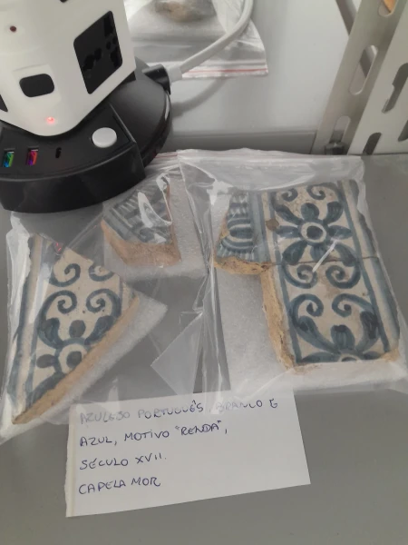 Azulejo Português (fragmentos)