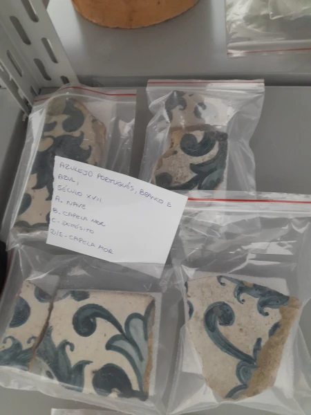 Azulejo Português (fragmentos)