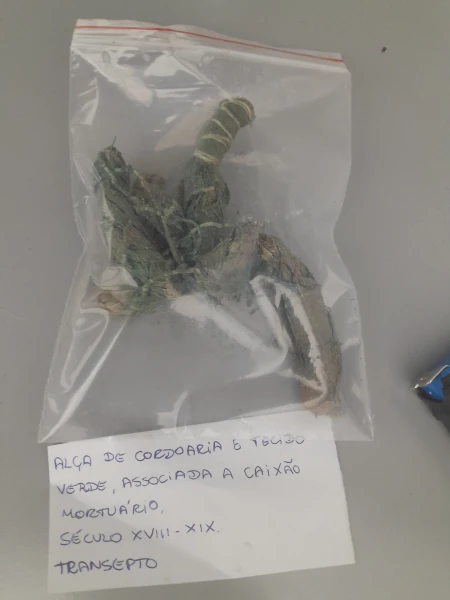 Alça de corda (fragmentos)