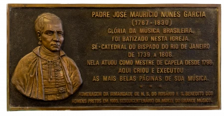 Placa [Homenagem ao Padre José Maurício Nunes Garcia]